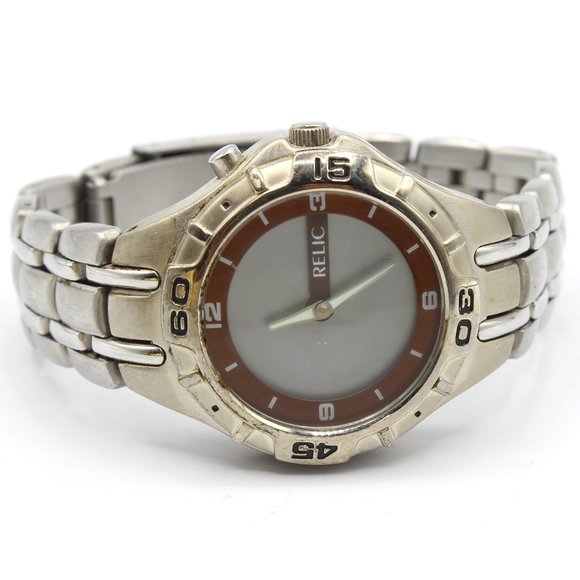 Relic Other - Vintage RELIC Men's Outdoor Stainless Steel Silver Tone Water Resistance Watch